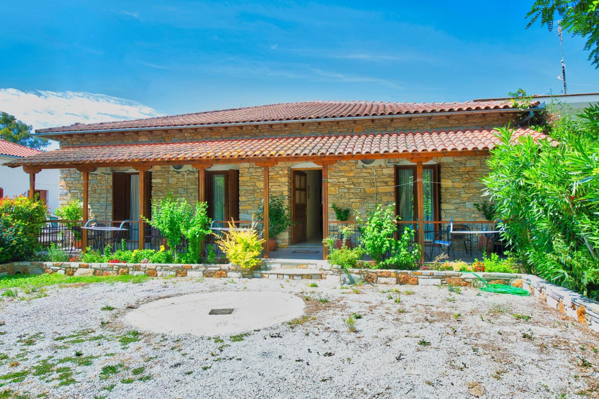 Naftilos Guest House Kala Nera Exterior foto