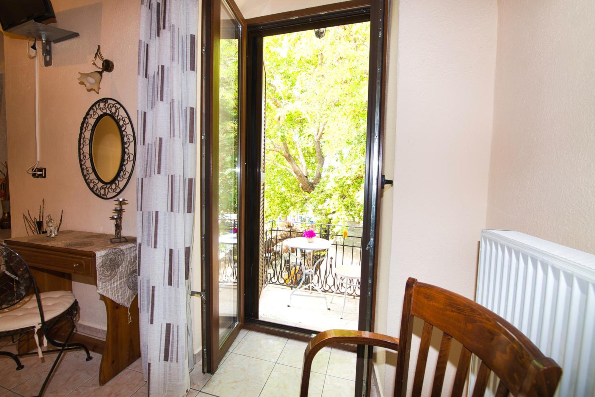 Naftilos Guest House Kala Nera Exterior foto
